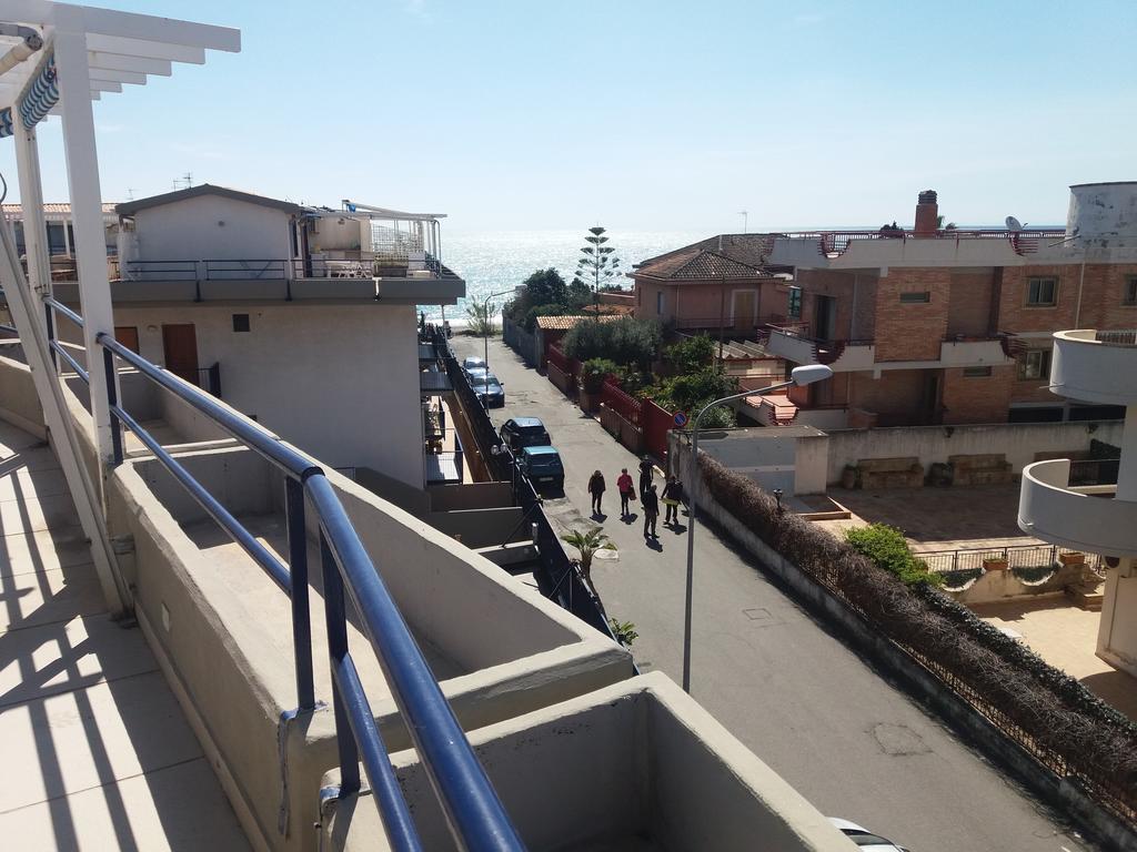 Ipanema Suite Giardini Naxos Exteriör bild