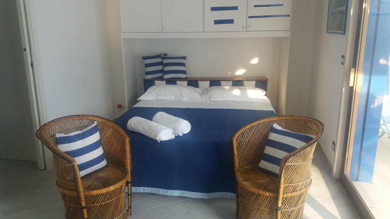 Ipanema Suite Giardini Naxos Exteriör bild