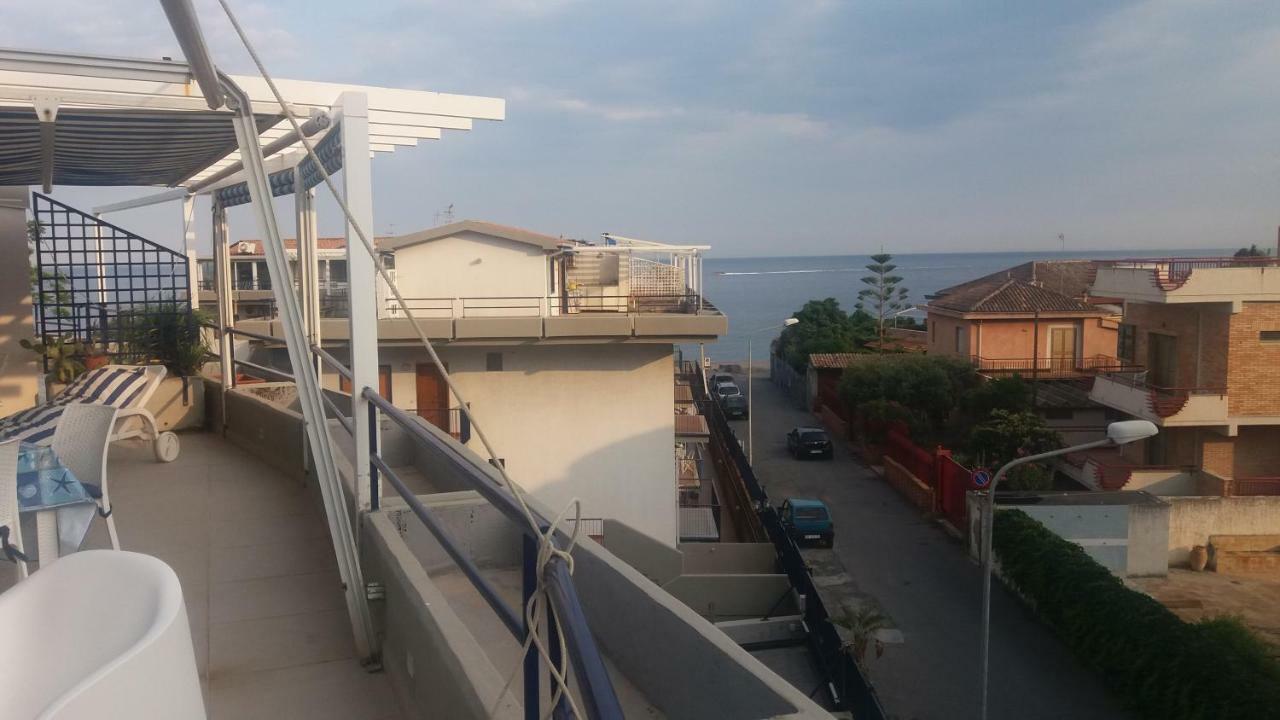 Ipanema Suite Giardini Naxos Exteriör bild